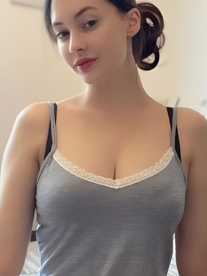 Эсмеральда привлекальеная девушка из Чебаркуль цена от 10000 руб