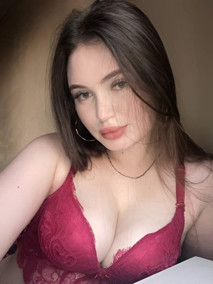 Софа привлекальеная девушка из Чебаркуль цена от 2000 руб