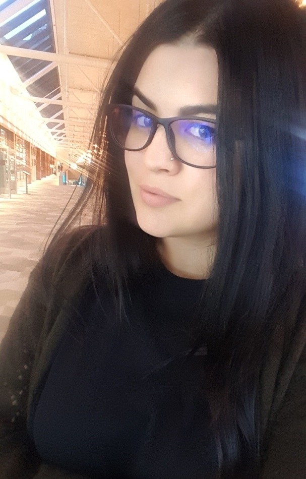 Людмила привлекальеная девушка из Чебаркуль цена от 3500 руб