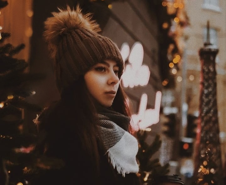 Карина привлекальеная девушка из Чебаркуль цена от 3500 руб