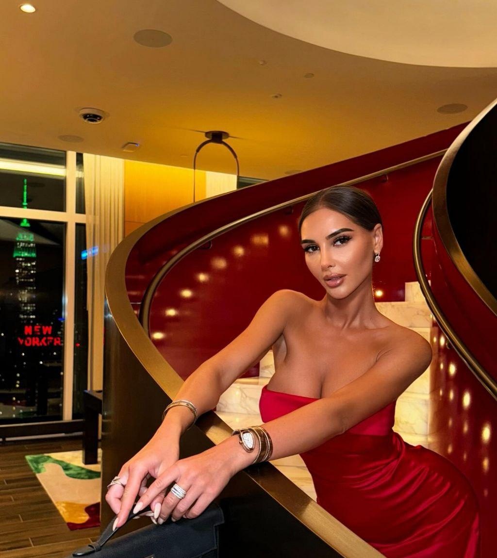 Влада привлекальеная девушка из Чебаркуль цена от 7000 руб