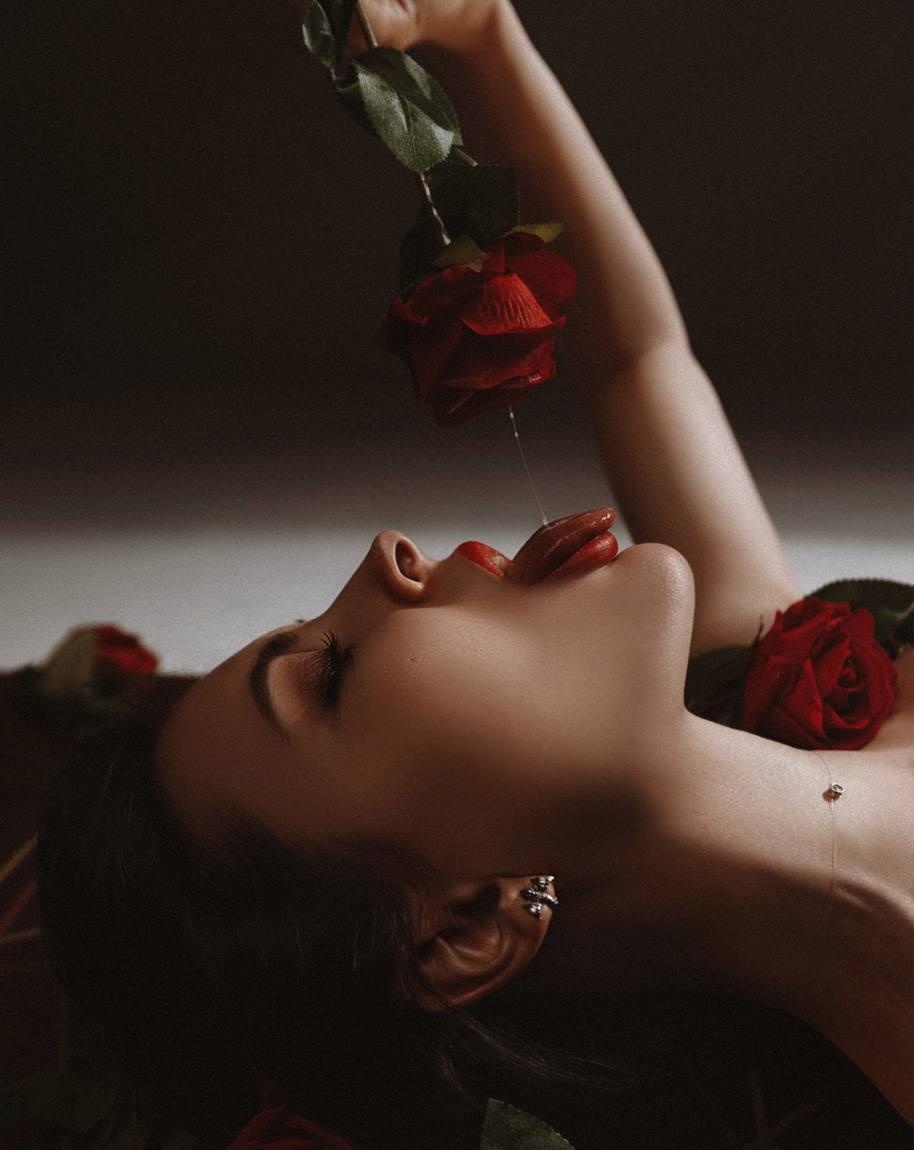 Варечка привлекальеная девушка из Чебаркуль цена от 7000 руб