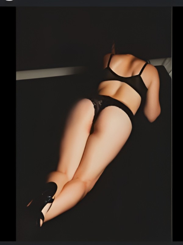 Анфиса привлекательная девушка из Чебаркуль цена от 2000 руб