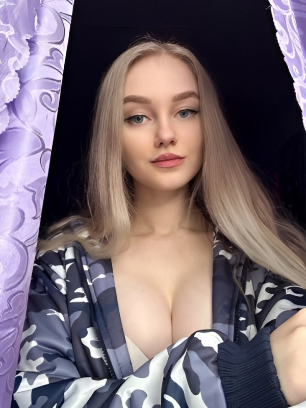 Анна привлекательная девушка из Чебаркуль цена от 10000 руб