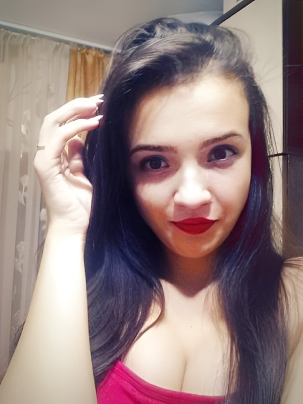 Оксана привлекательная девушка из Чебаркуль цена от 5000 руб