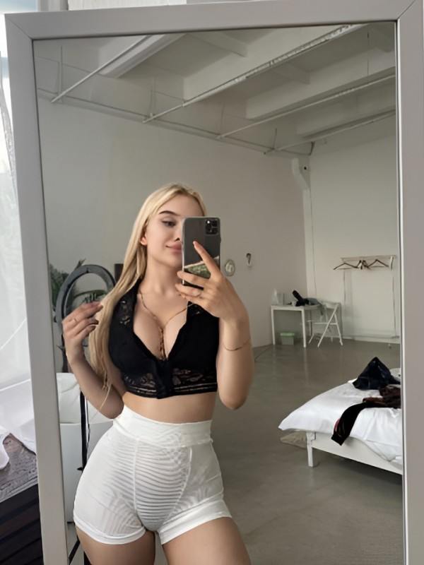 Виктория привлекательная девушка из Чебаркуль цена от 10000 руб