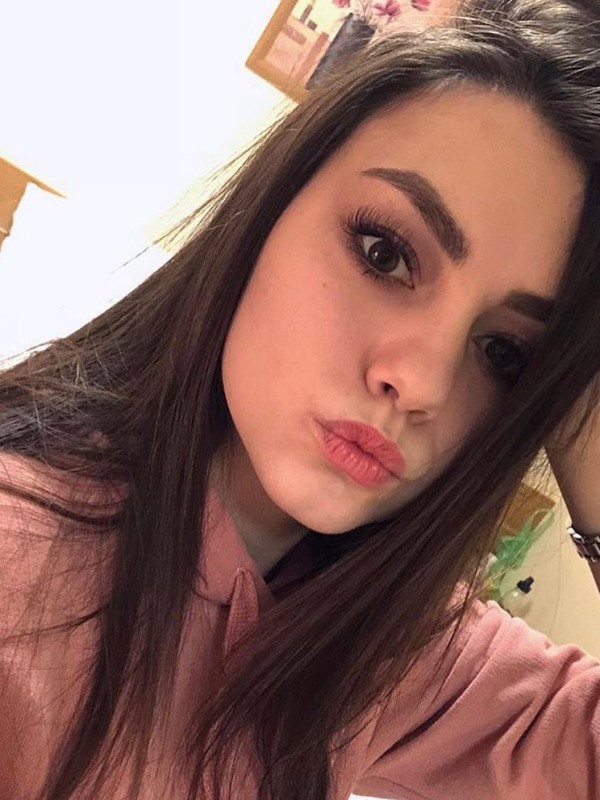 Ника привлекательная девушка из Чебаркуль цена от 3500 руб