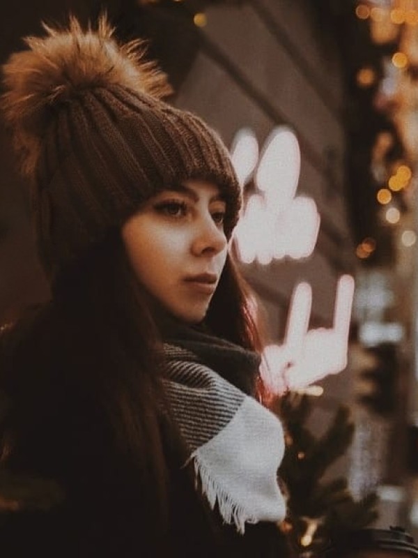 Карина привлекательная девушка из Чебаркуль цена от 3500 руб