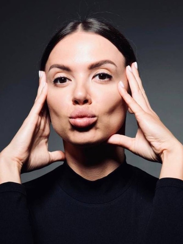 Мира привлекательная девушка из Чебаркуль цена от 3000 руб