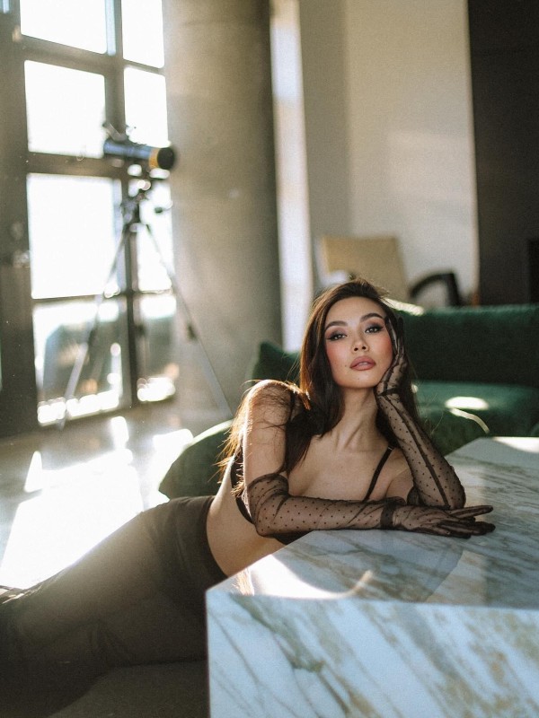 Наталия привлекательная девушка из Чебаркуль цена от 4000 руб