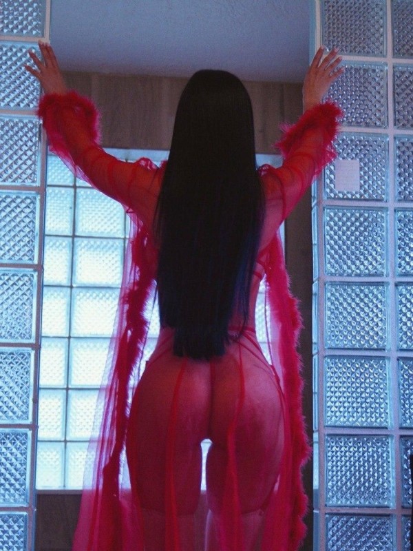 Ирен привлекательная девушка из Чебаркуль цена от 7000 руб